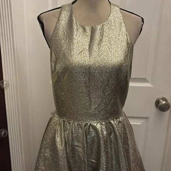 Alice+Olivia Gold Metallic Sleeveless Dress, US8 - Picture 6 of 13